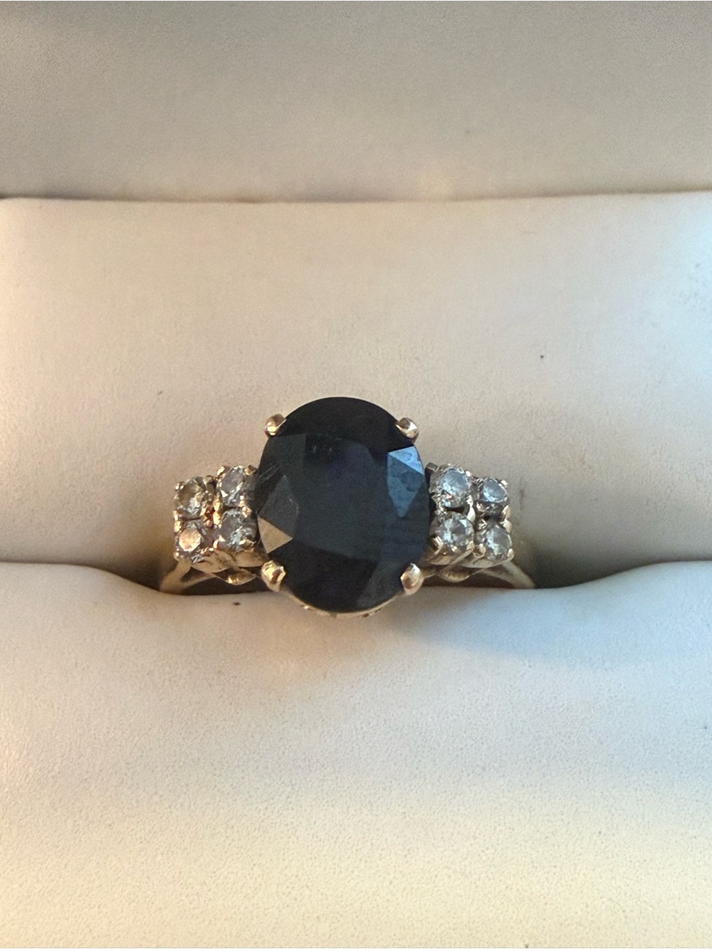 Elegant Black Sapphire and Diamond Accent Ring - Women's Jewelry . 18k gold